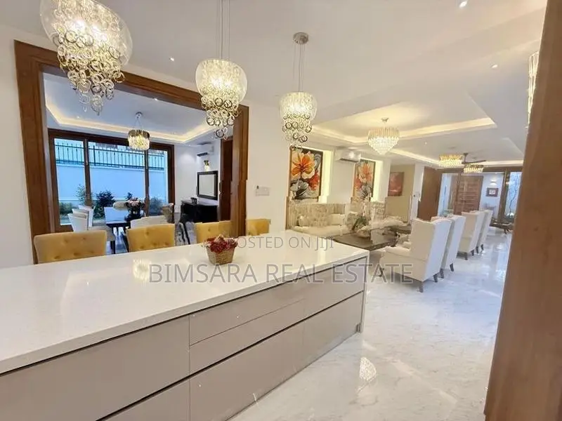 6-Bedroom Architectural Luxury Home for Sale in Battaramulla | SH15337