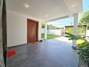 Newly Built Luxury Two Storey House for Sale in Athurugiriya