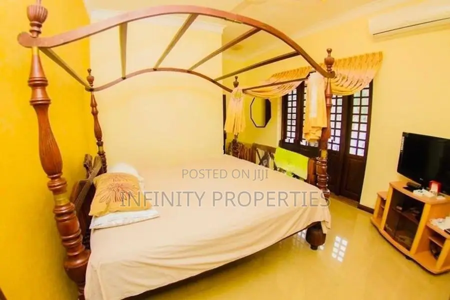 (AFA89) 04 Storey Building with 11.37P Sale Keselwatha Panadura