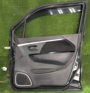 Wagon R MH44s stingray door
