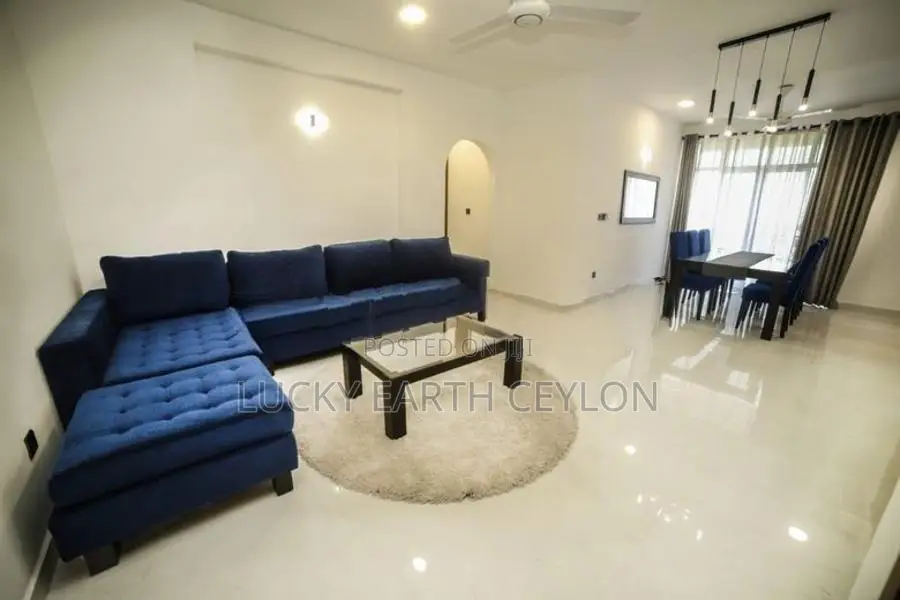 Mount Lavinia Furnished Long/Short Term Apartment for Rent (LEC270)