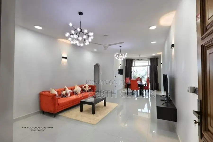 Mount Lavinia Furnished Apartment Long /Short Term for Rent (LEC271)