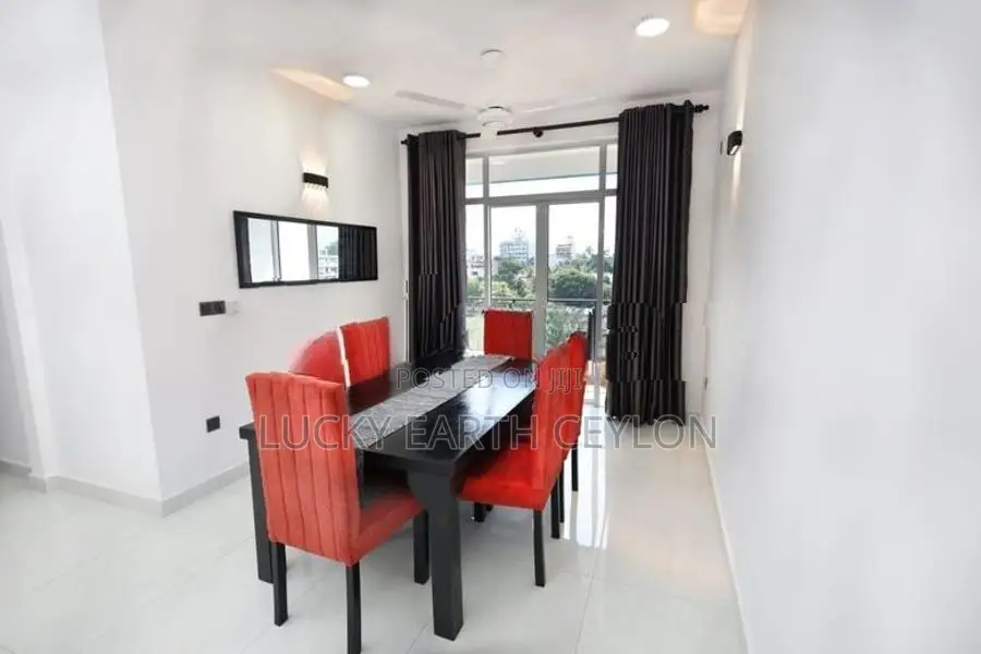 Mount Lavinia Furnished Apartment Long /Short Term for Rent (LEC271)