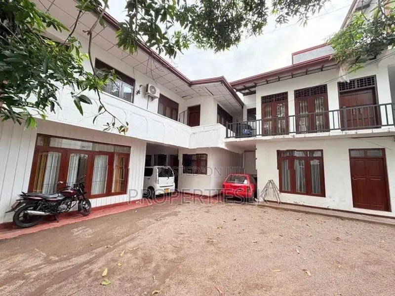 Nawala Prime Location Luxury Two Storey House for Rent