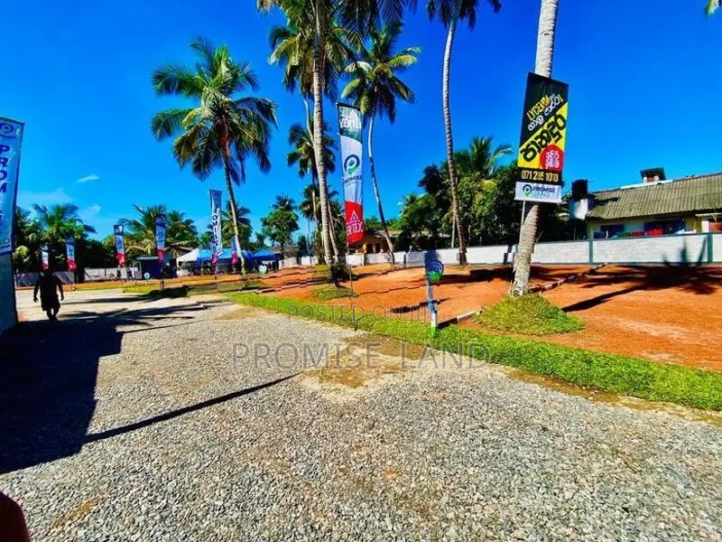 Panadura Exclusive Lands for Sale L22