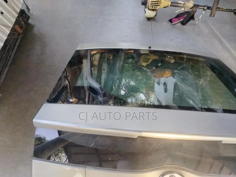 Toyota Prius 30 Dicky Door with Rear Wiper