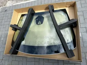 Genuine Brand New BMW I8 Windscreen