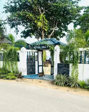 Beachfront Hospitality with Dual Licence Advantage - Matara