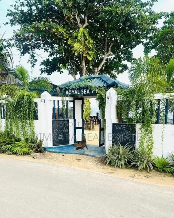 Beachfront Hospitality with Dual Licence Advantage - Matara