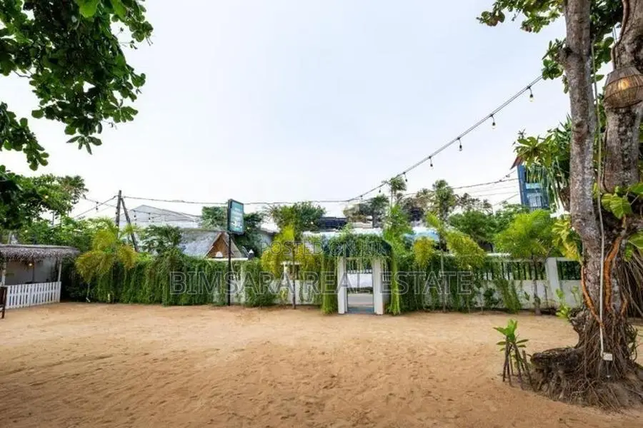 Beachfront Hospitality with Dual Licence Advantage - Matara