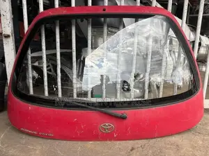 Toyota Corolla 2 Windy Dicky Door