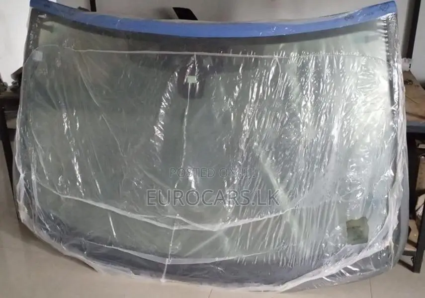 Range Rover Vouge Windscreen