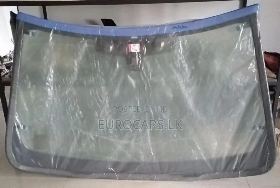 Range Rover Vouge Windscreen