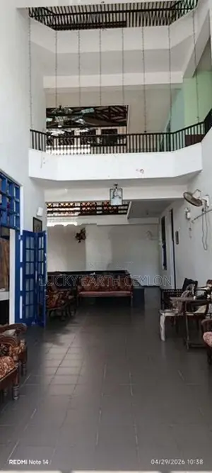 Attidiya 3 Storey Commercial Building with Ample Parking for Rent