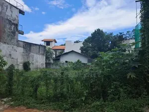 Land for Sale in Pitakotte
