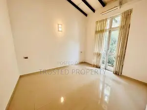 Talawathugoda - 3BR Apartment for Sale -TPM2024LAKSM