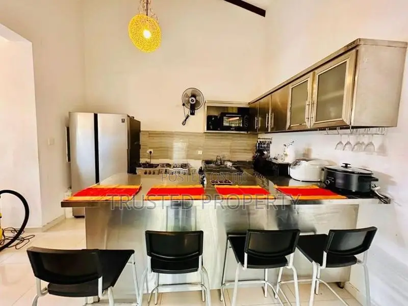 Talawathugoda - 3BR Apartment for Sale -TPM2024LAKSM