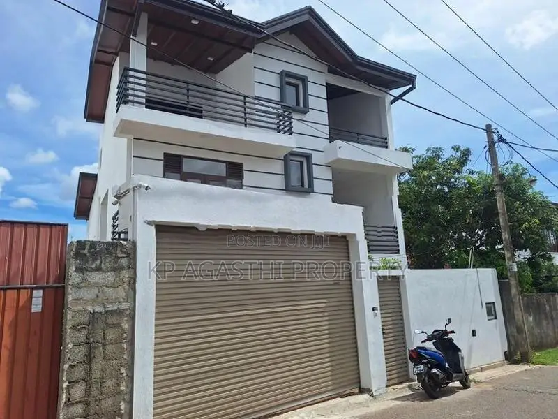 Prime Location Luxury House for Sale Nugegoda