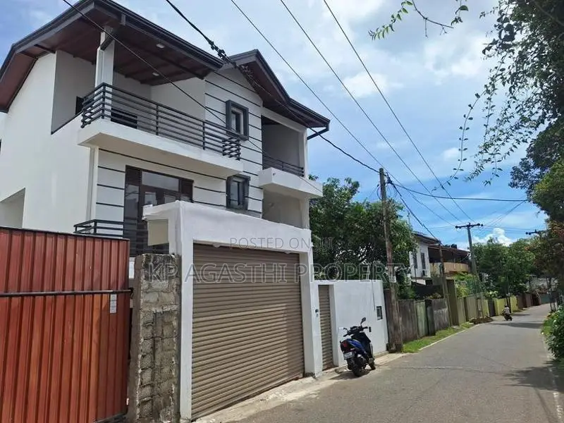 Prime Location Luxury House for Sale Nugegoda
