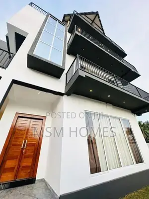 Luxury Modern 3 Storey House for Sale in Negombo