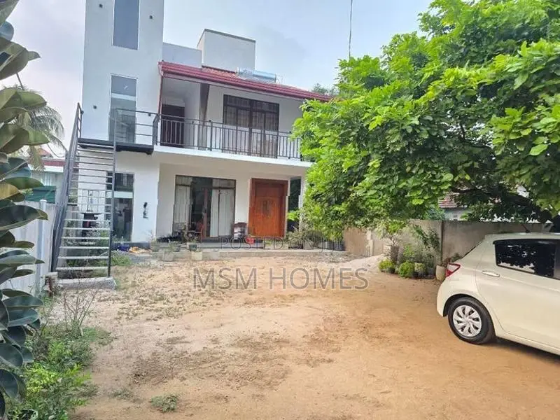 Modern Complete House For Sale in Negombo