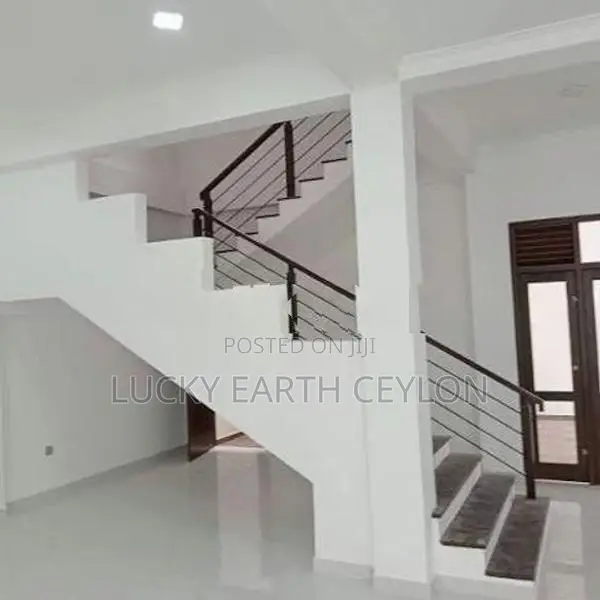 Dehiwala,2 Story , Unfurnished House For Rent (MG1322)