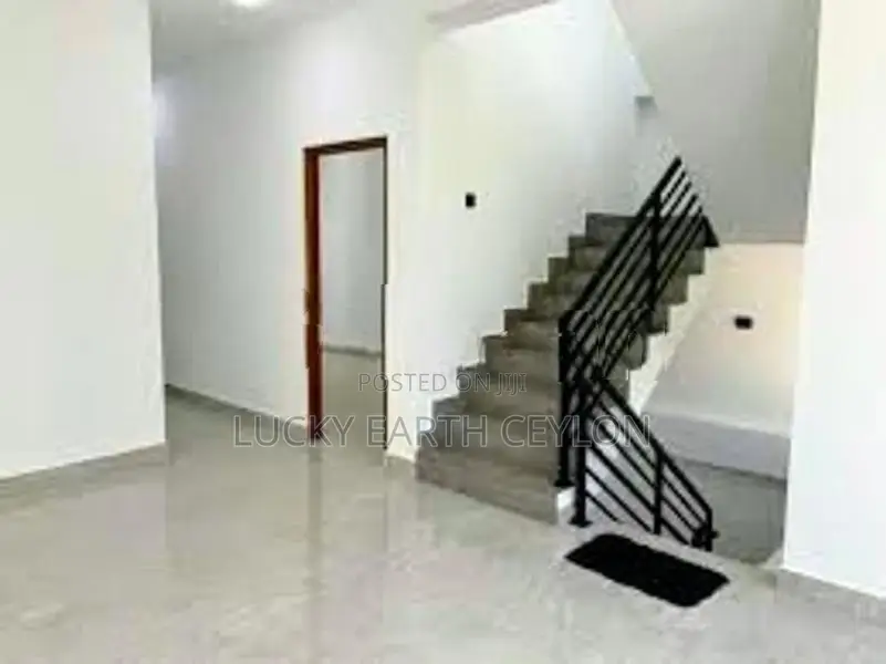 Dehiwala,2 Story , Unfurnished House For Rent (MG1322)