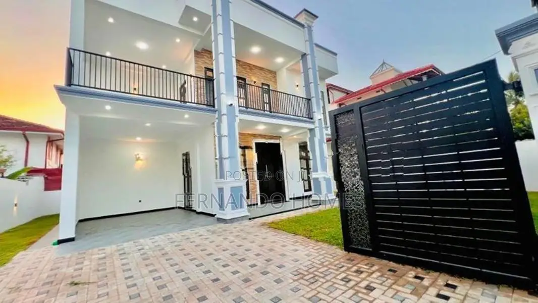 15 Perches Land With Modern Box Completed 5Br House For Sale In Negomb