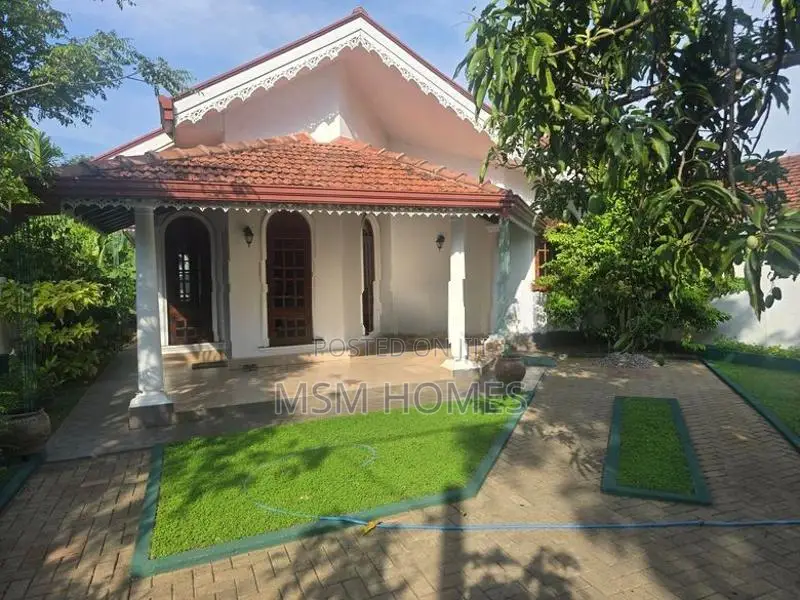 All Complete House For Sale in Negombo