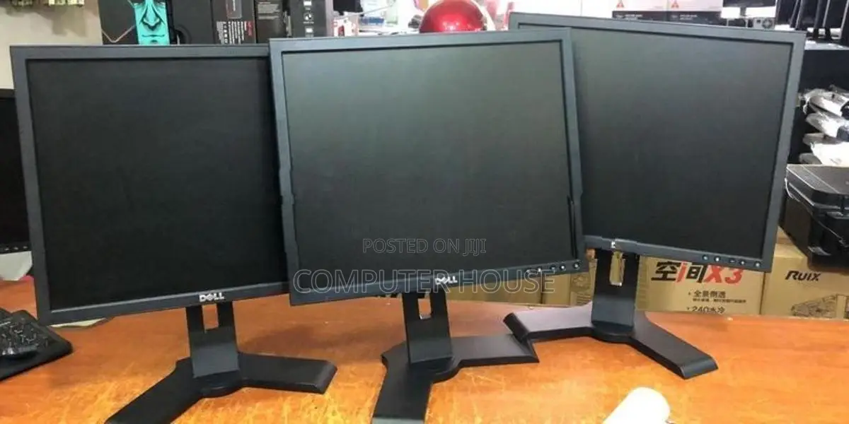 17’’ SQUARE Monitor