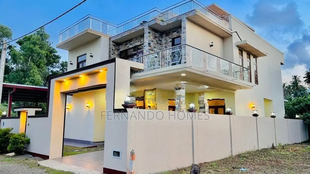 Box Modern Lovely Beautiful Designs Brand New House Sale In Negombo