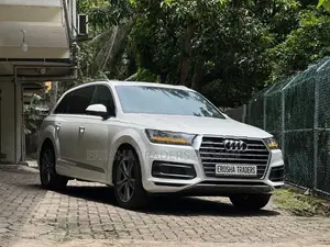 Audi Q7 2017