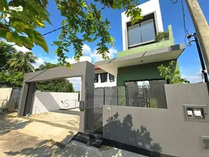 Newly Built Luxury 3 Storey House for Sale in Kottawa