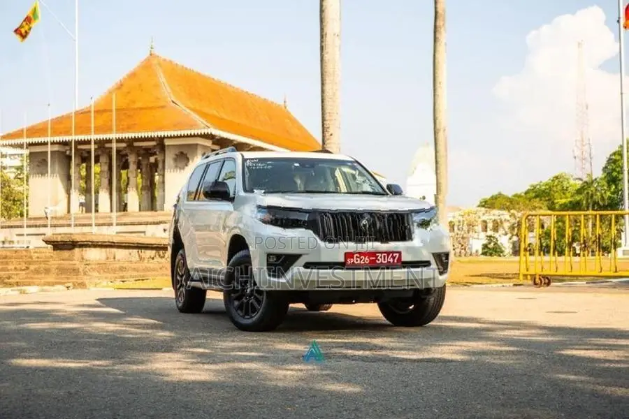 Toyota Land Cruiser Prado TX-L 2023