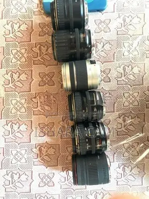 canon 105mm 135mm 200mm DSLR lens