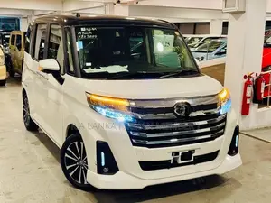 Toyota Roomy Custom GT BlackTop 2026