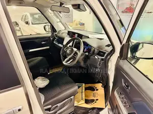 Toyota Roomy Custom GT BlackTop 2026