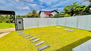 Nice Garden Best Upstairs Solid Built House For Sale Kandawala Katana
