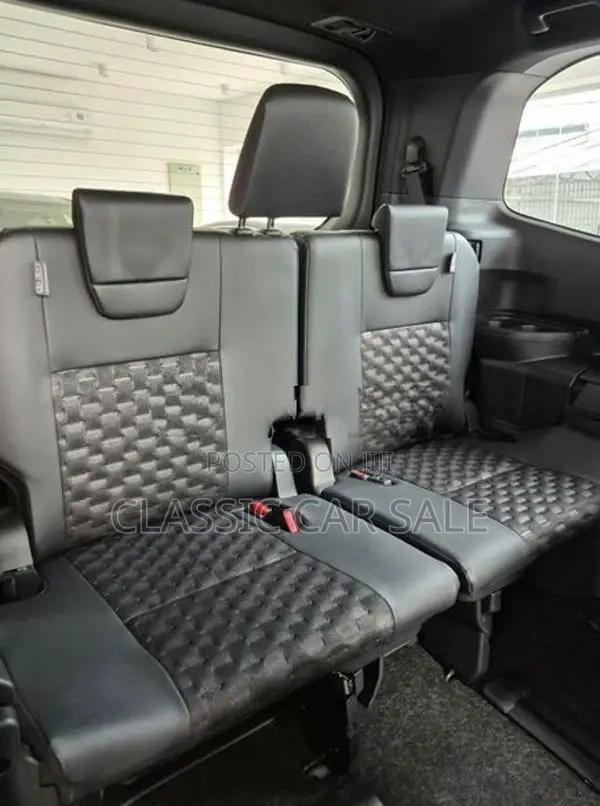 Toyota Voxy SZ Hybrid 2024