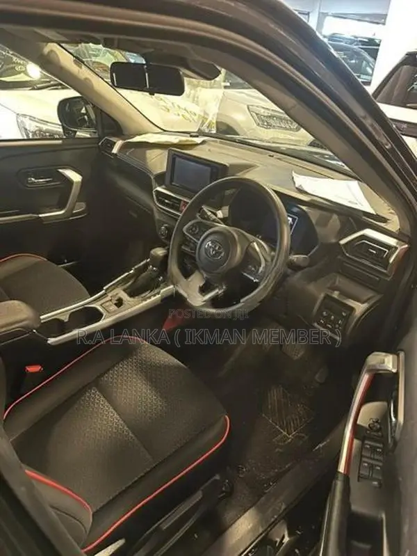 Toyota Raize Hybrid 1200 2023