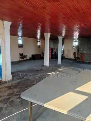 Mount Lavinia, Galle Road Facing , 3Rd Floor Unit For Rent (MG1321)