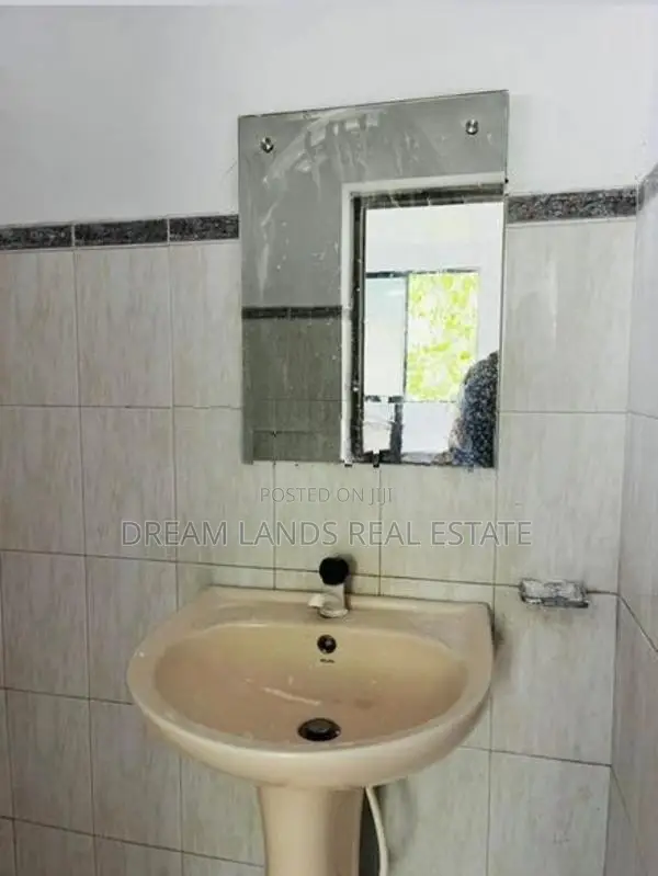 ☆ Mt Laviniya 1St Floor Office For Rent ( R- 692)