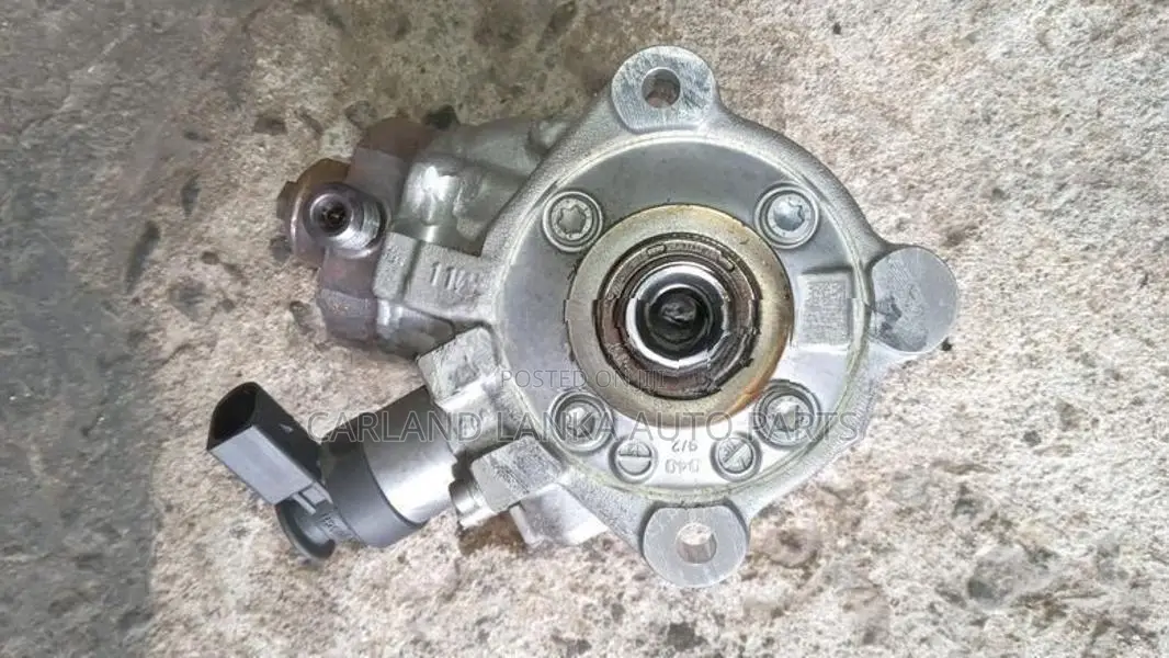 BMW F10 520d HIGH PRESSURE FUEL PUMP USED