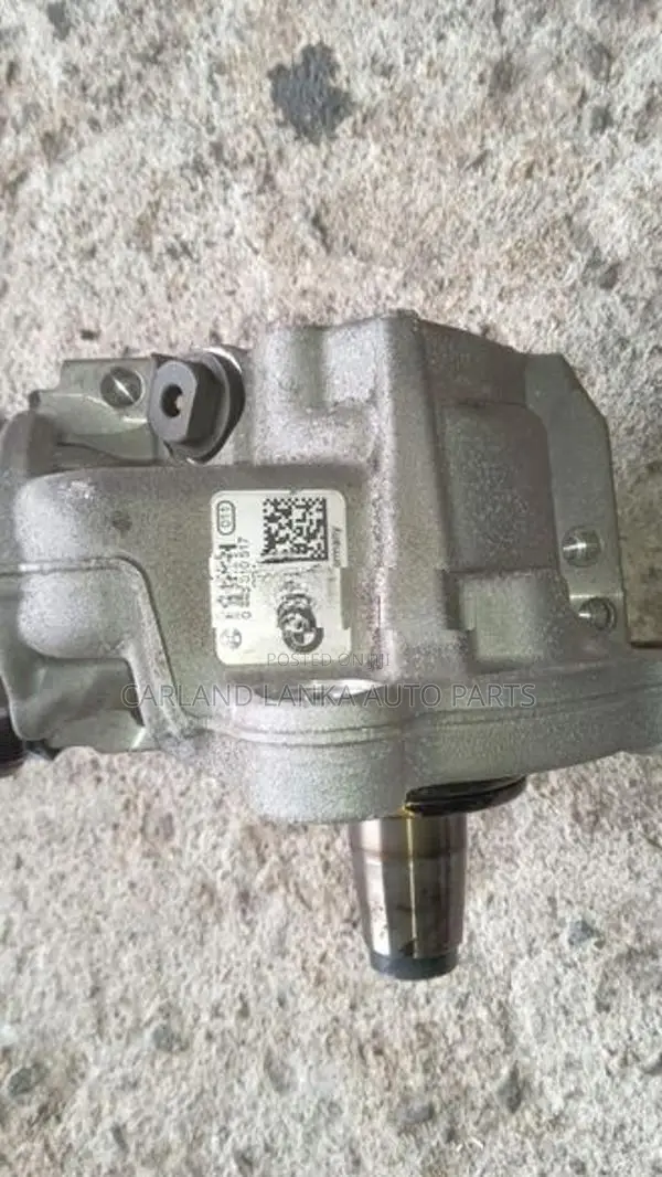 BMW F10 520d HIGH PRESSURE FUEL PUMP USED