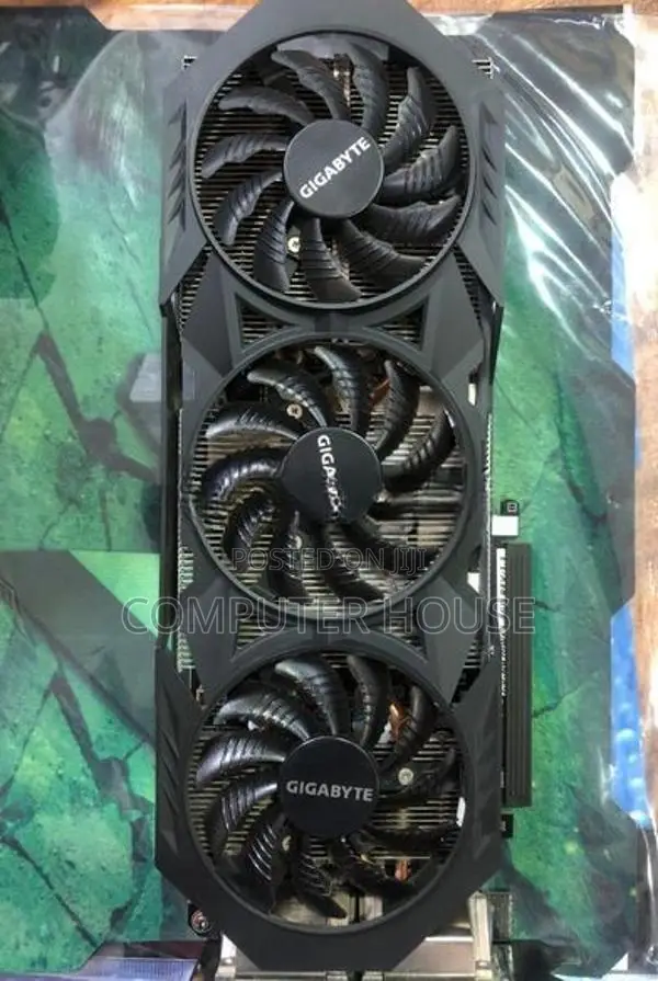 Gigabyte GTX 970 4 GB Gaming Vga Card