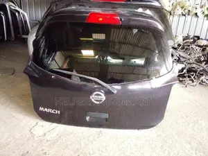 Nissan March K13 Dickey Door