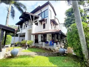 Solar Electricity 03 Story Modern House Sale Ethulkotte Parliment Road