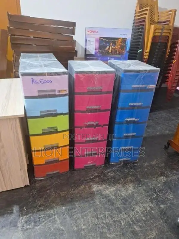 6 Drawer plastic cupboards