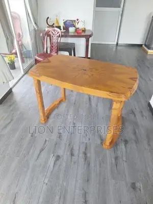 Nippon plastic tables