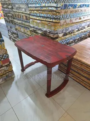 Nippon plastic tables